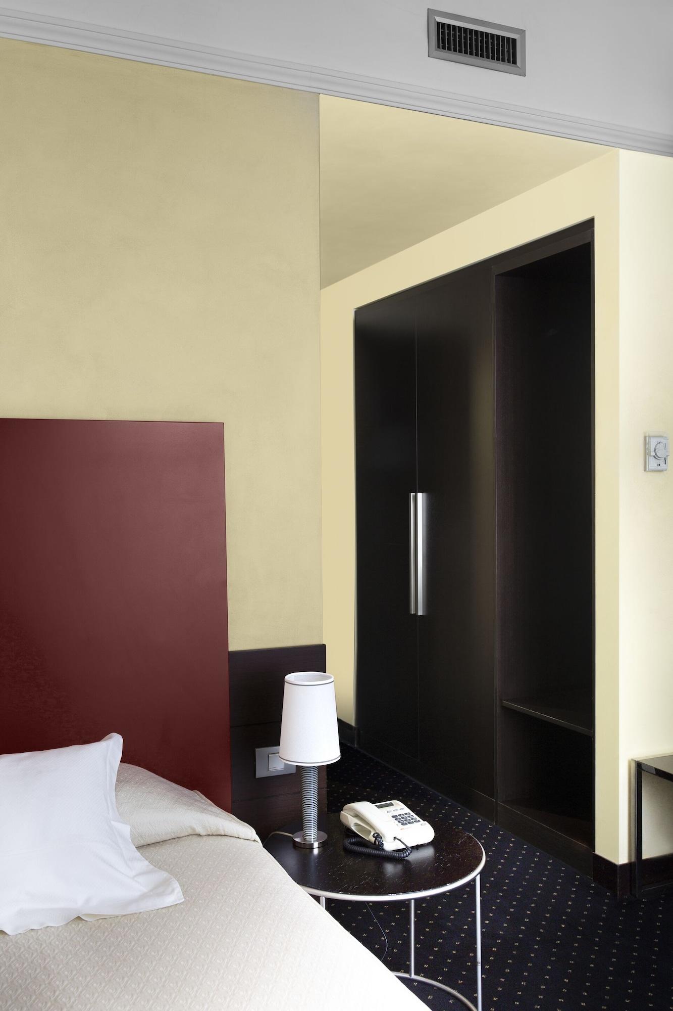 Hotel Colombia Milan Exterior photo
